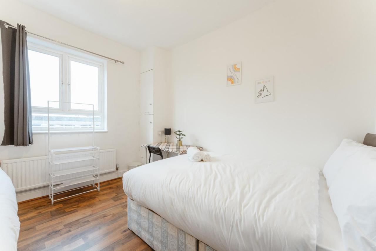 Upton Park Bedrooms 25 Min To Central London Eksteriør bilde